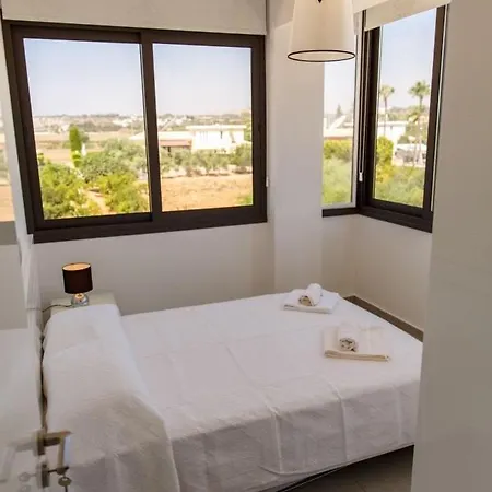 Andriana Villa *